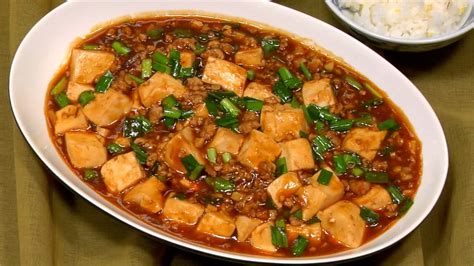  Mapo Dofu: Sıcacık Baharatlarla Buluşan İncecik Bir Tofu Şöleni mi Bekliyorsunuz?